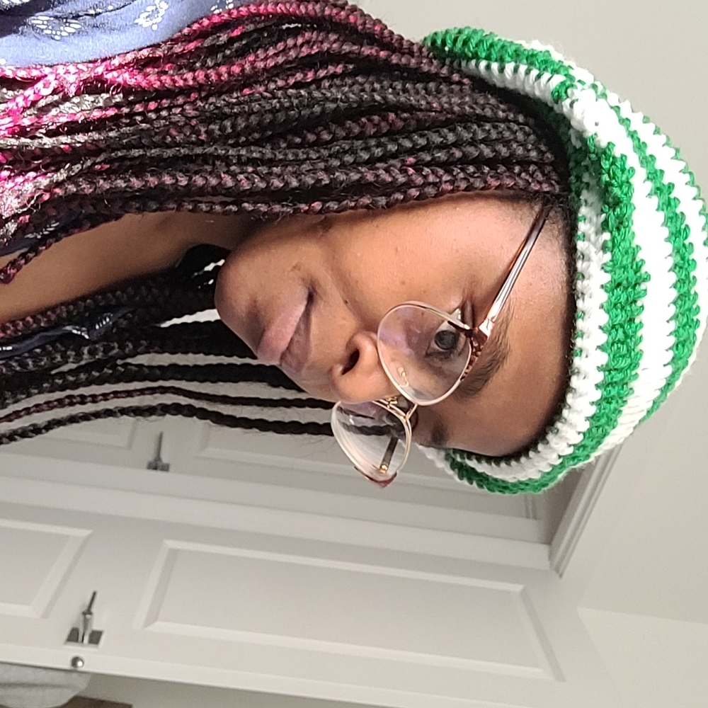 crochet hat - Picture 4 of 5